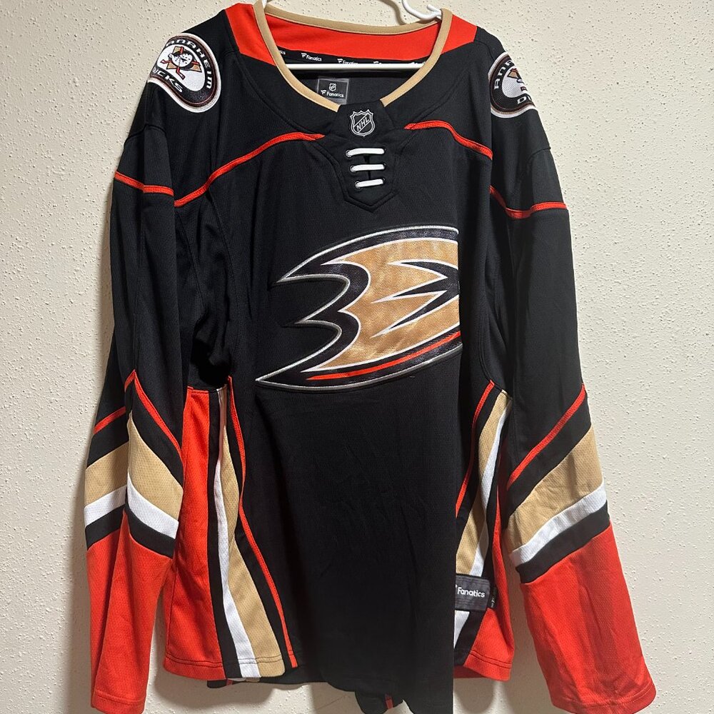 Anaheim Ducks Fanatics Hockey Jersey Home - Picture 3 of 11